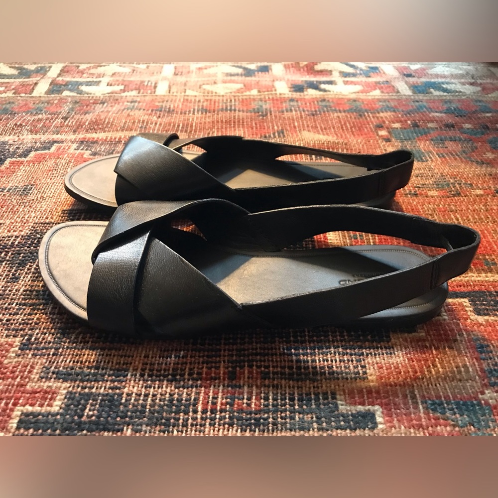 Vagabond black leather Tia slingback sandals 38